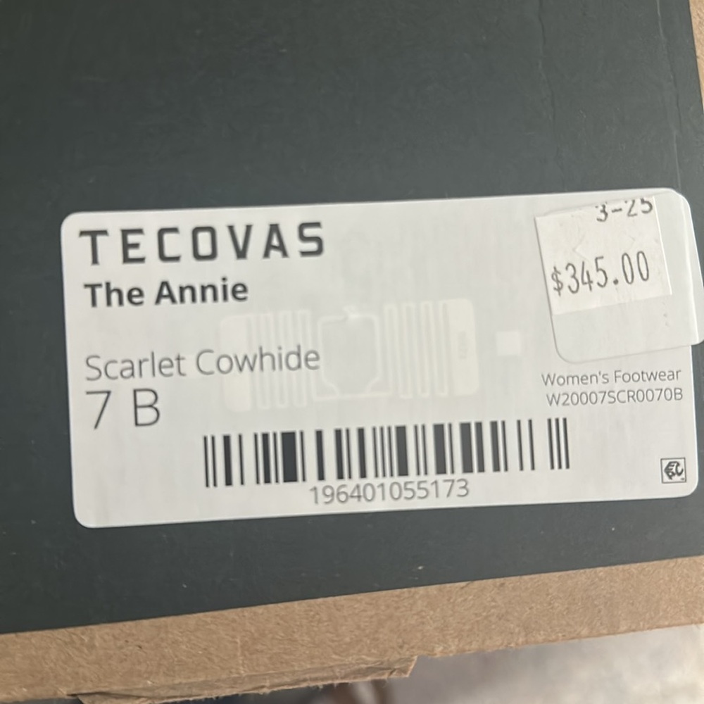 SOLD Tecovas Annie - Scarlet - Picture 7 of 7